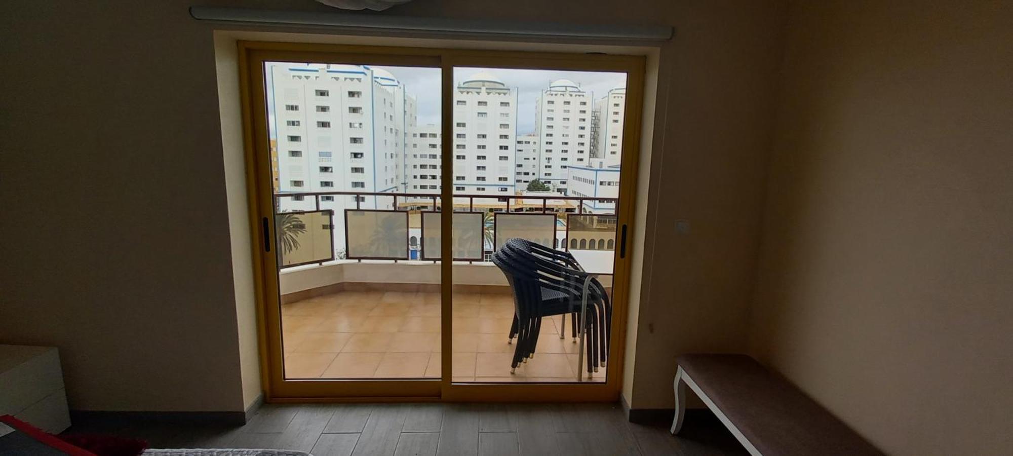 Rocha Apartment Plus ポルティマン 部屋 写真